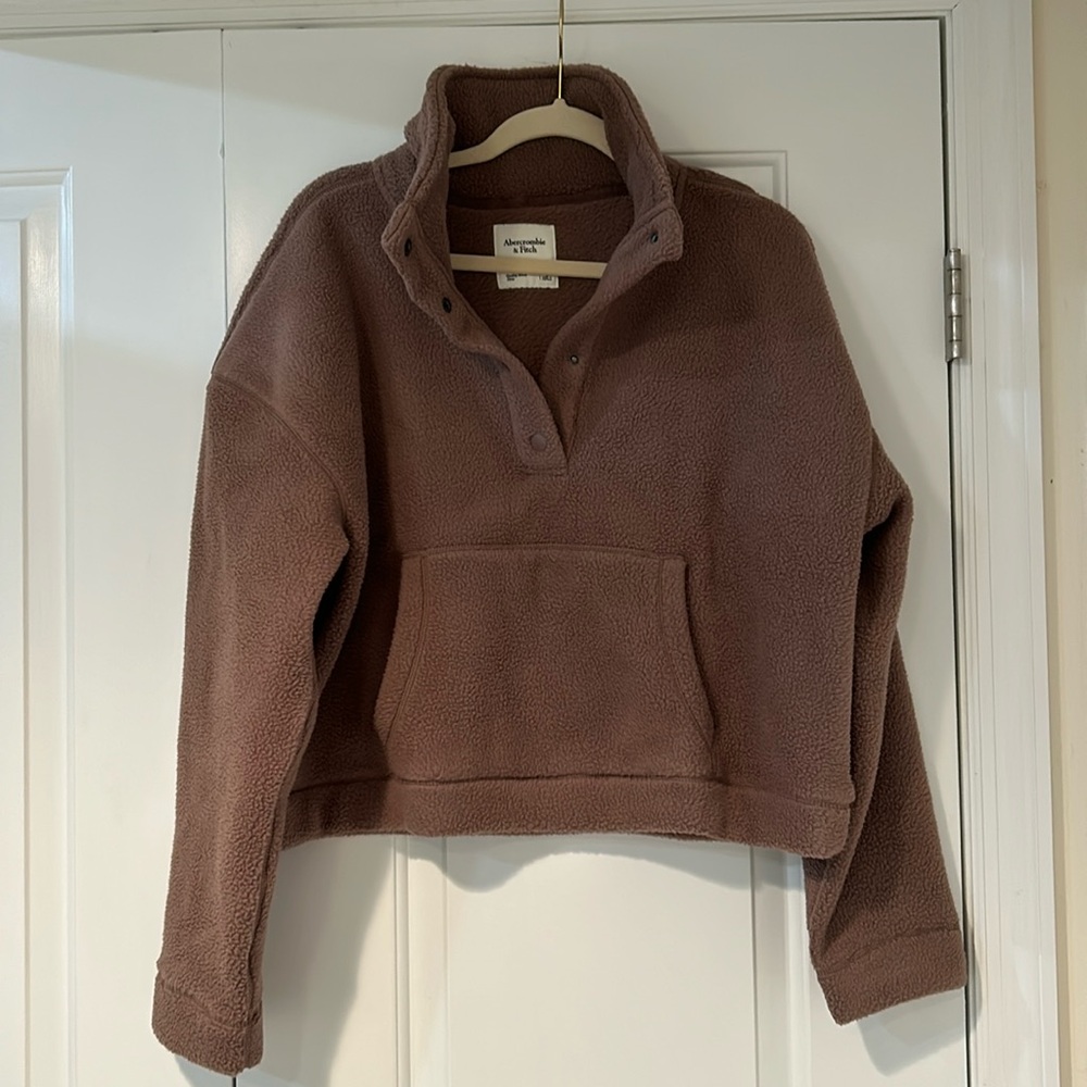 Cozy Abercrombie & Fitch sweatshirt/jacket